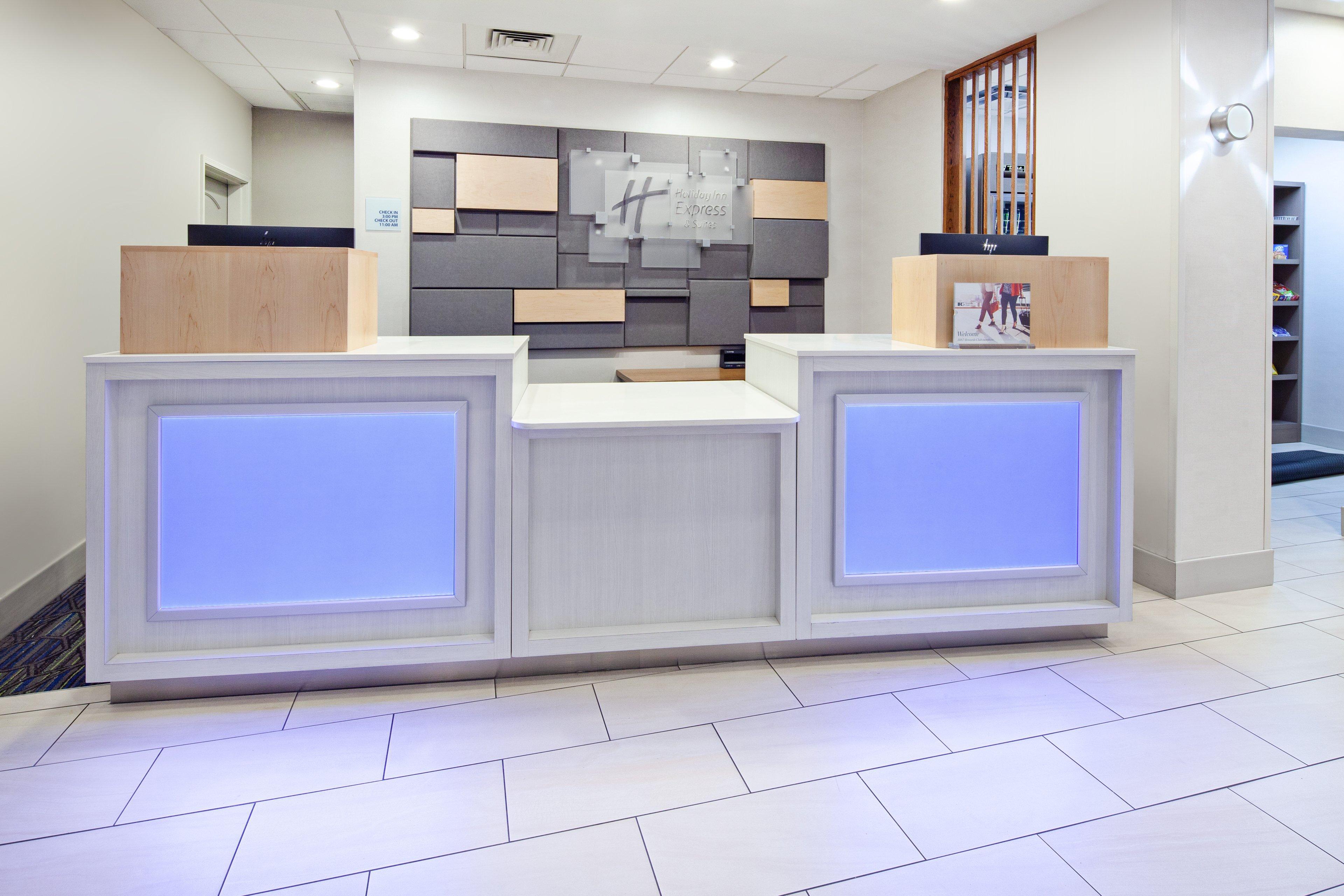 Holiday Inn Express & Suites Clovis Fresno Area By Ihg Exterior foto