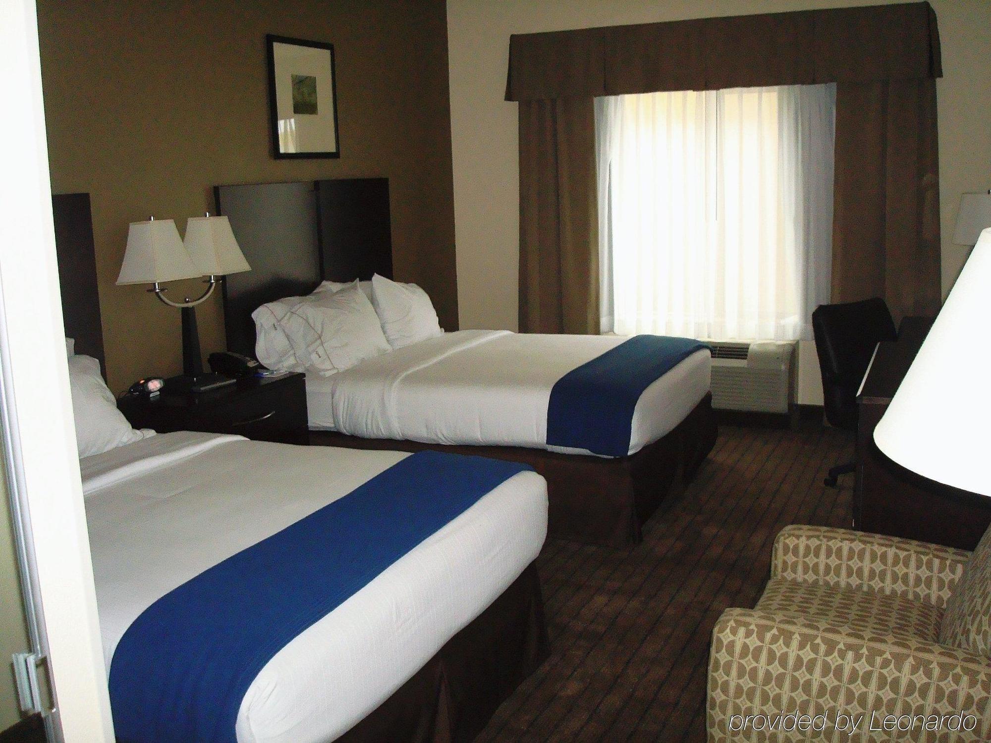 Holiday Inn Express & Suites Clovis Fresno Area By Ihg Exterior foto