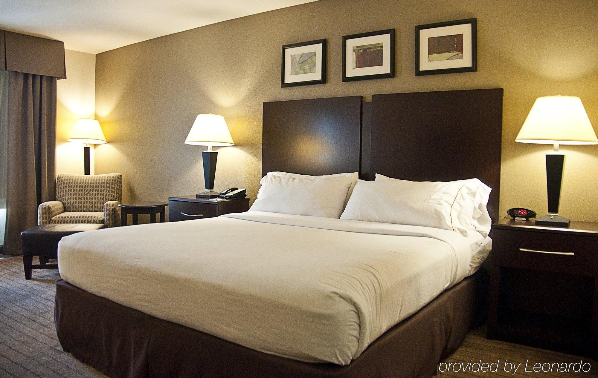 Holiday Inn Express & Suites Clovis Fresno Area By Ihg Exterior foto