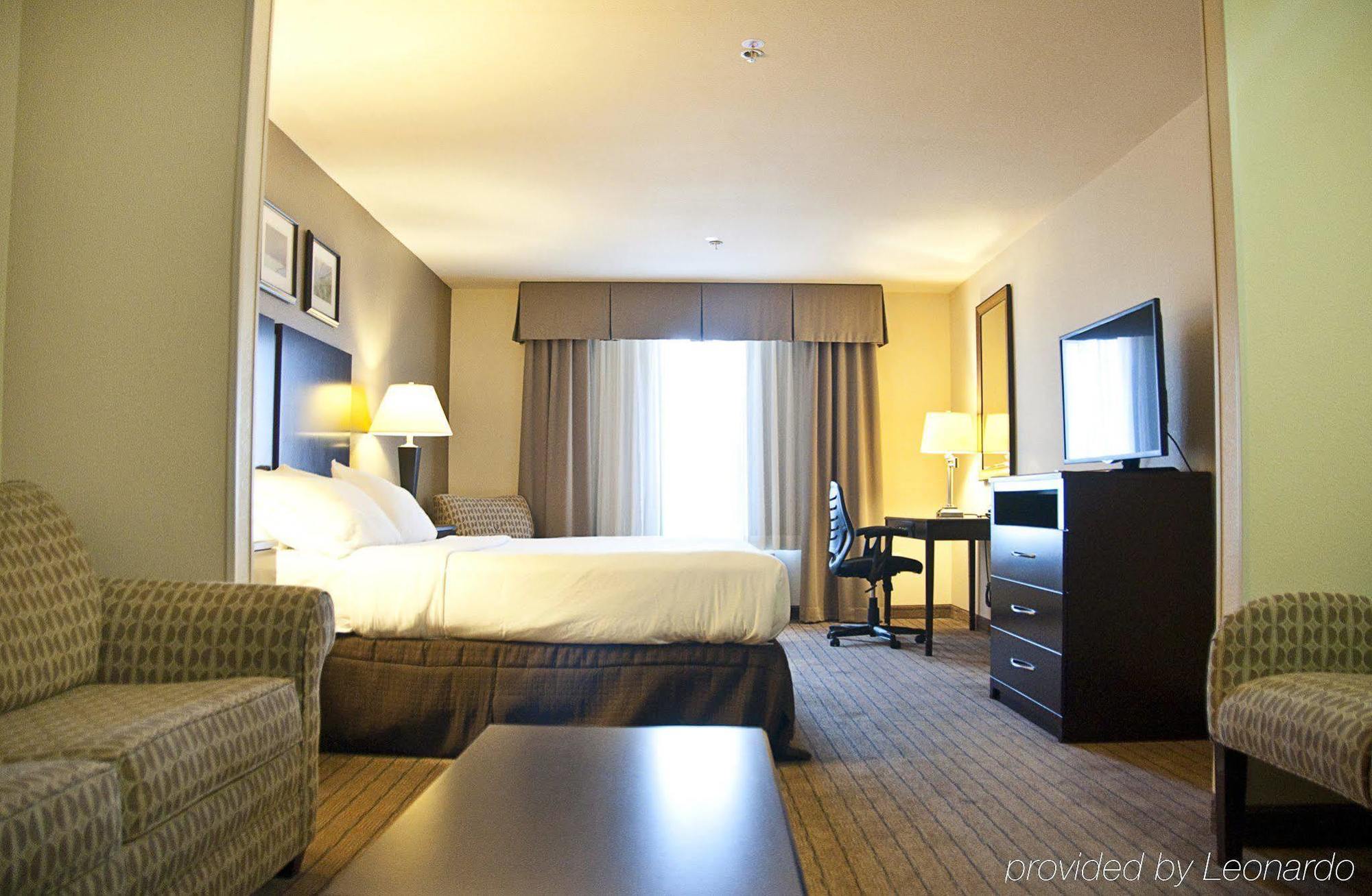 Holiday Inn Express & Suites Clovis Fresno Area By Ihg Exterior foto